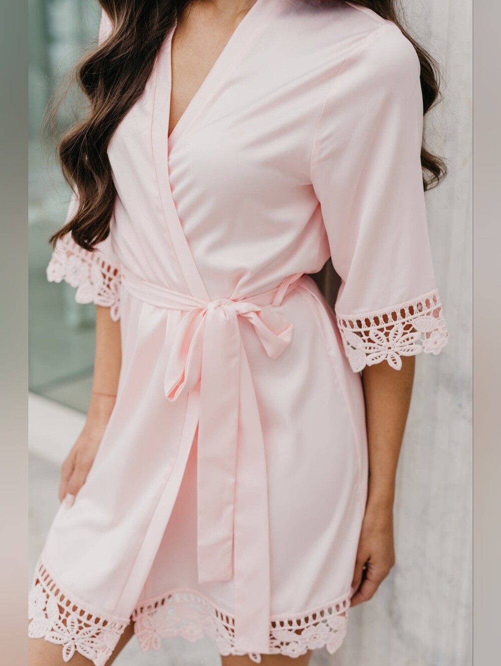 NEW Le Rose Lauren Lace Satin Robe Bathrobe Soft Pink S/M Bridal Party
